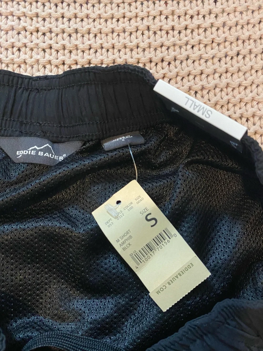✰ NWT eddie bauer black swimming trunks ✰